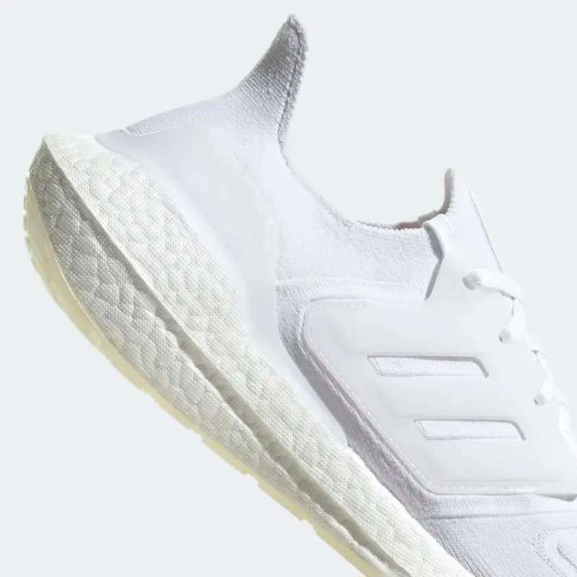 ADIDAS ULTRABOOST 22 SHOES