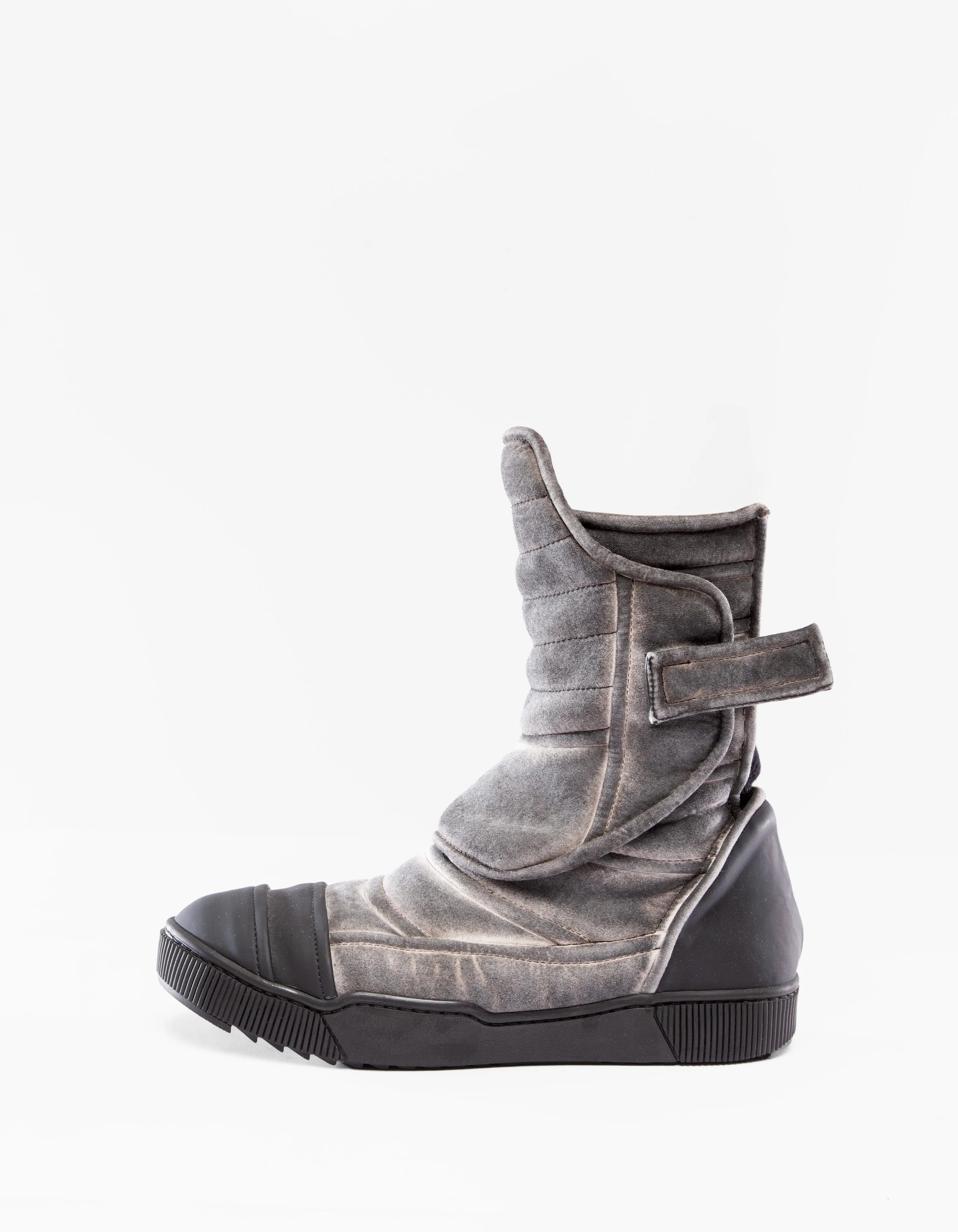 BOOTS ZAZEN M