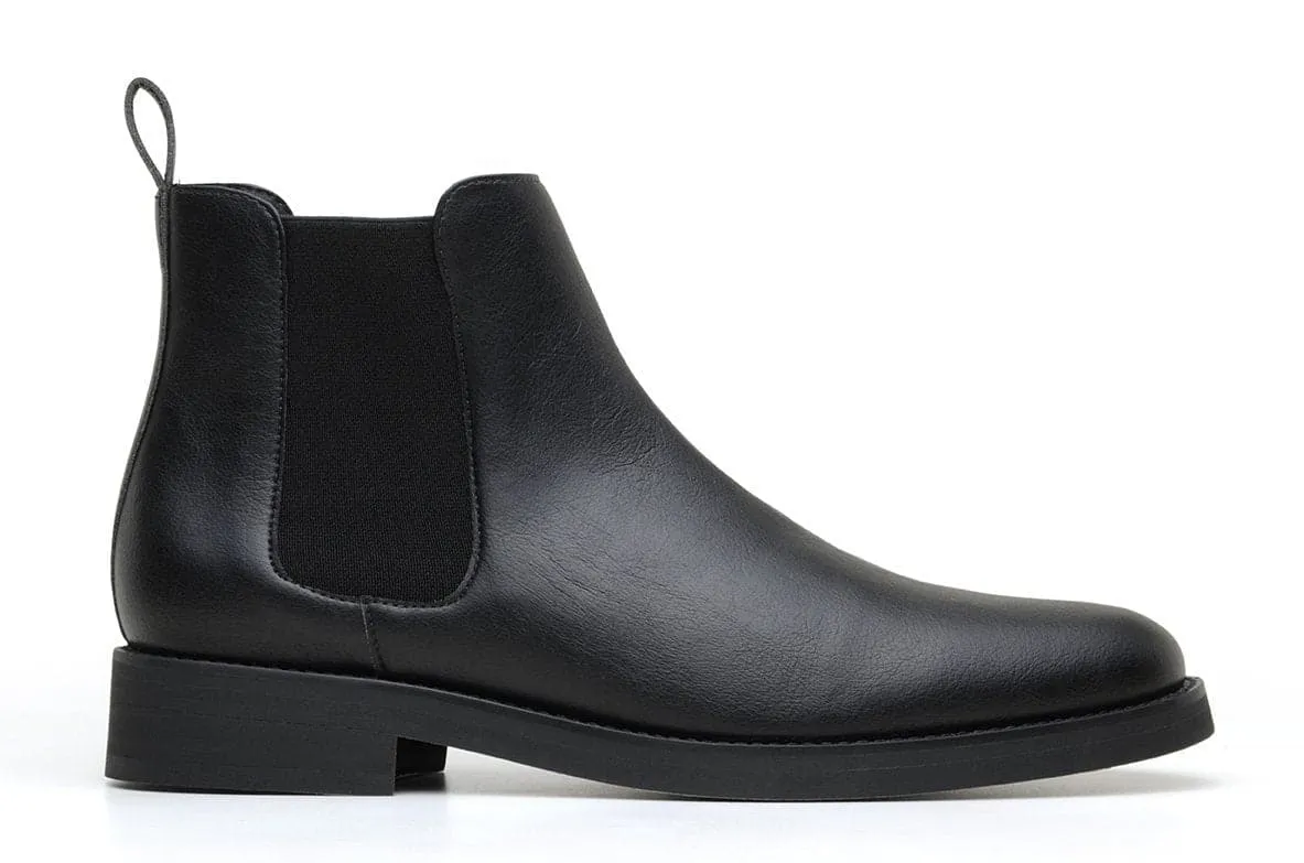 'Lover' classic chelsea boot in high-quality vegan leather by Brave Gentleman - black