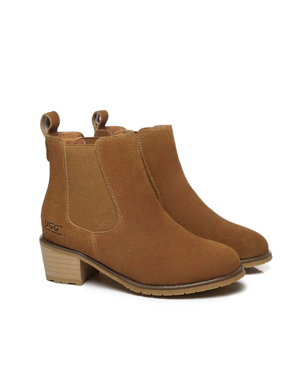 Women's UGG Sandy Boots